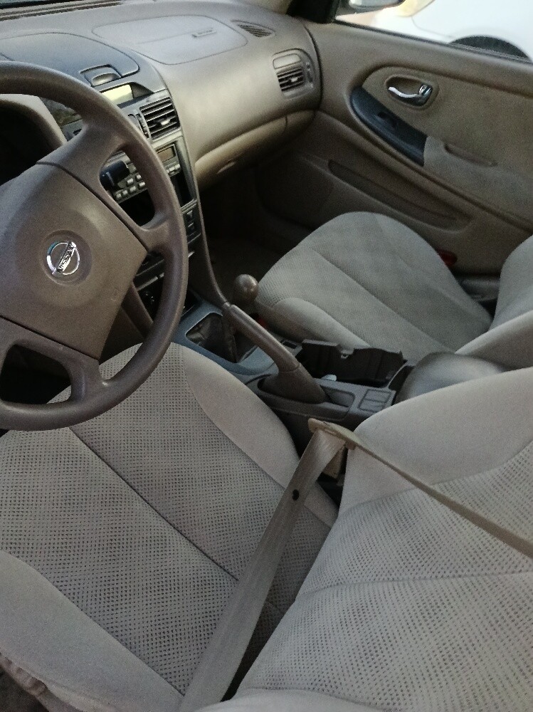 Nissan Maxima 2003 manual — photo 3 for sale in Qatar