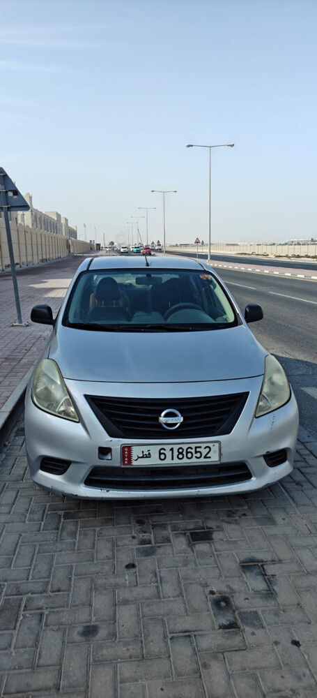 nissan sunny 2014 — photo 1 for sale in Qatar