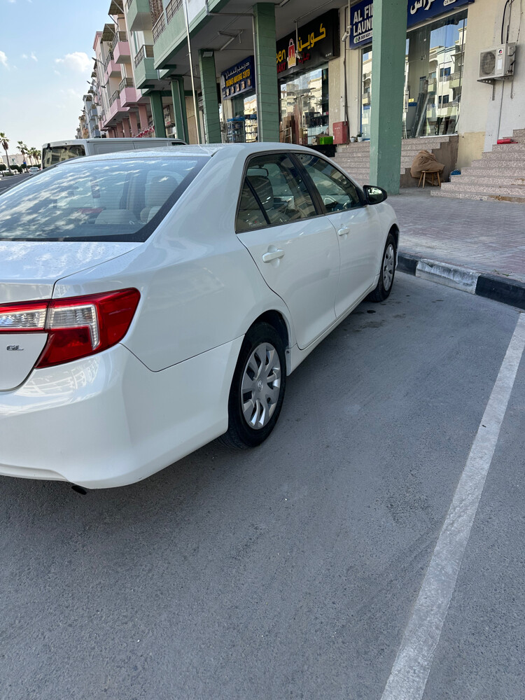 camry 2014 — photo 2 for sale in Qatar