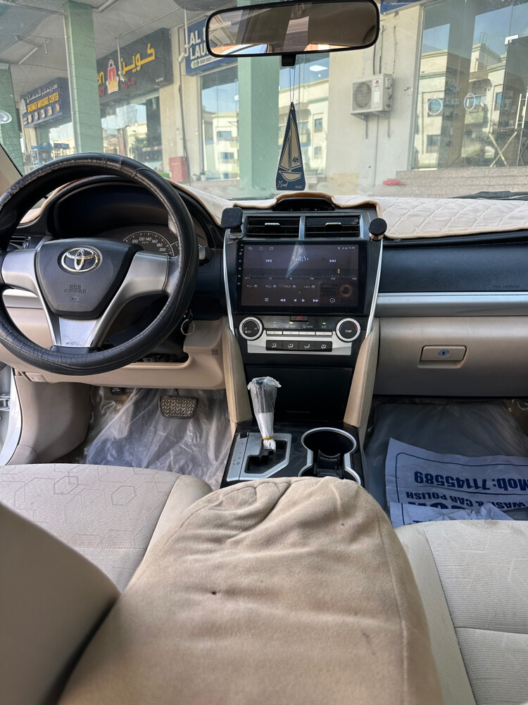 camry 2014 — photo 4 for sale in Qatar