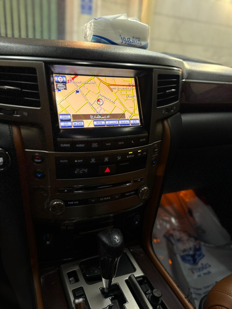Lx 570 S 2015 — photo 14 for sale in Qatar