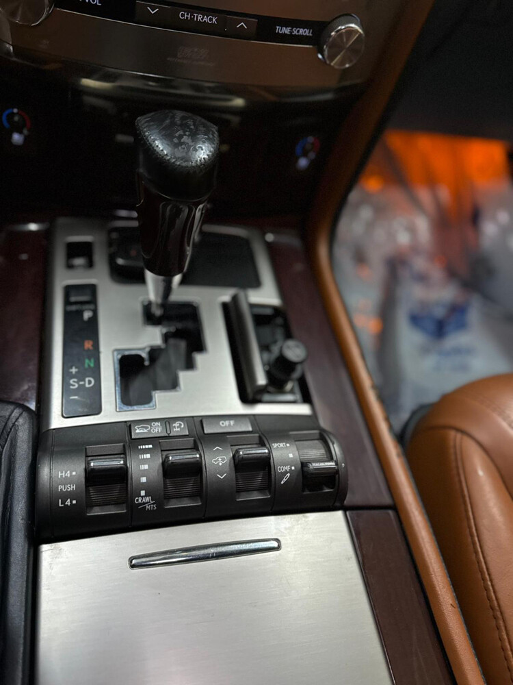 Lx 570 S 2015 — photo 15 for sale in Qatar