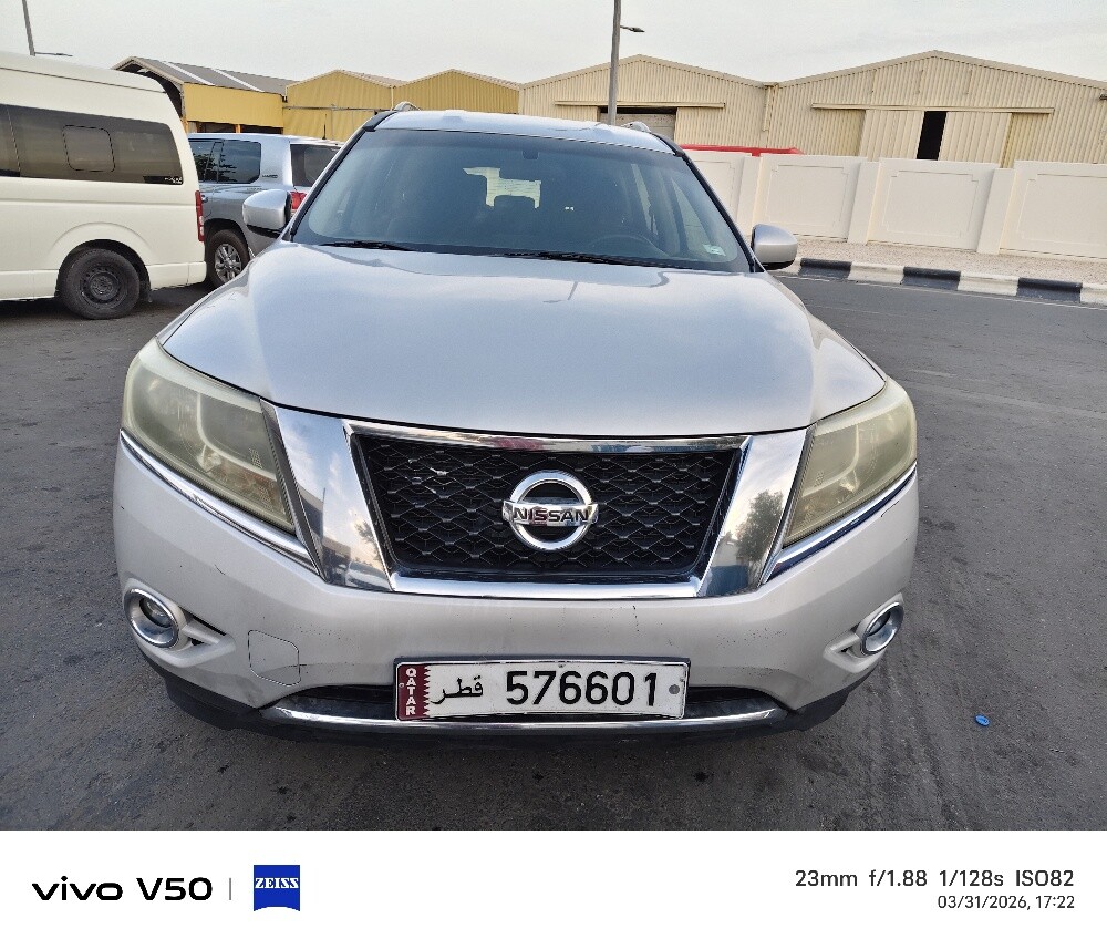 Nissan Pathfinder 2014 f — photo 10 for sale in Qatar