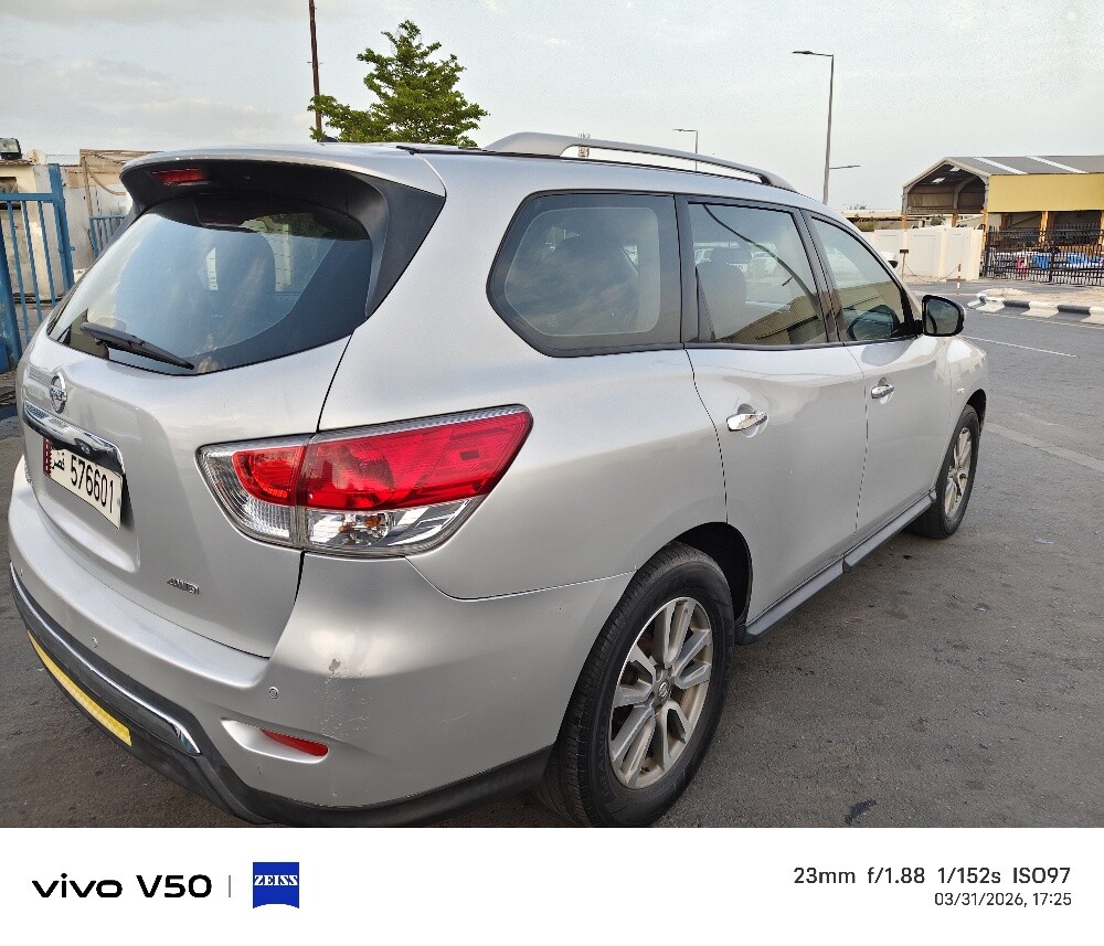 Nissan Pathfinder 2014 f — photo 7 for sale in Qatar