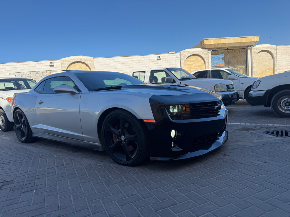 2010 CAMARO SS V8 6.2 — photo 2 for sale in Qatar