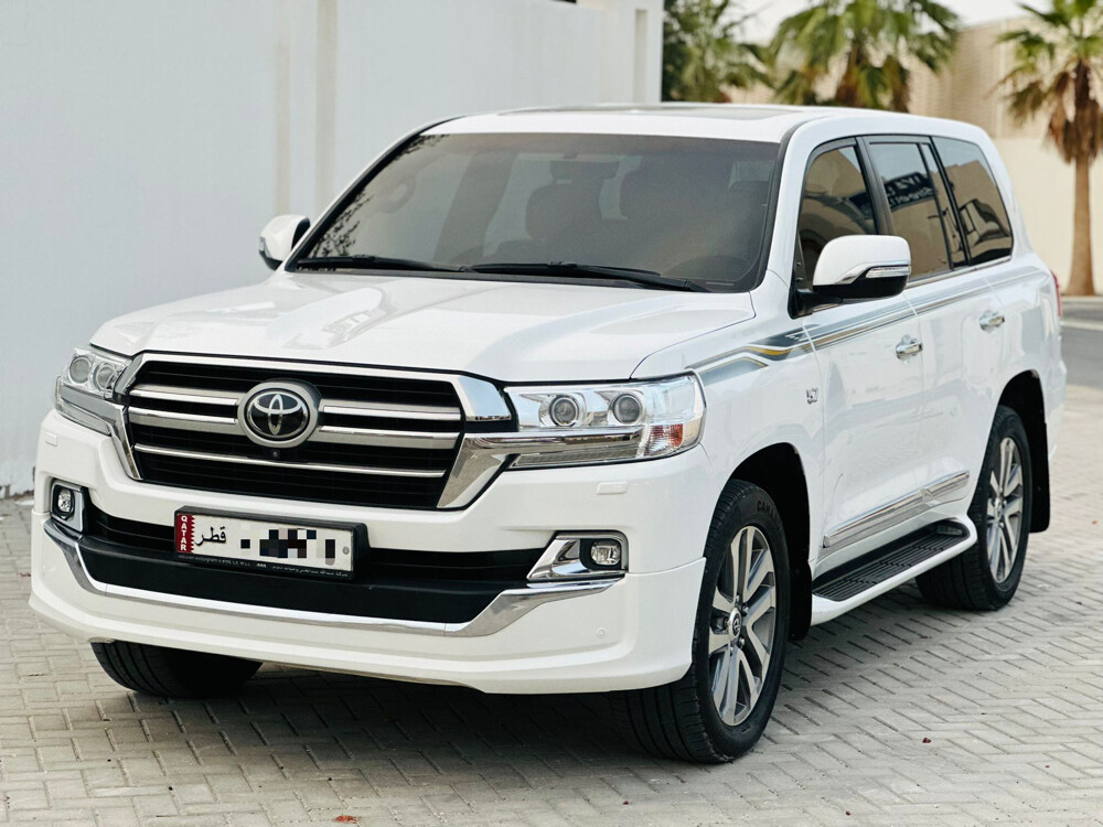 2019 VXR 5.7L Premium Edition V8 — photo 1 for sale in Qatar