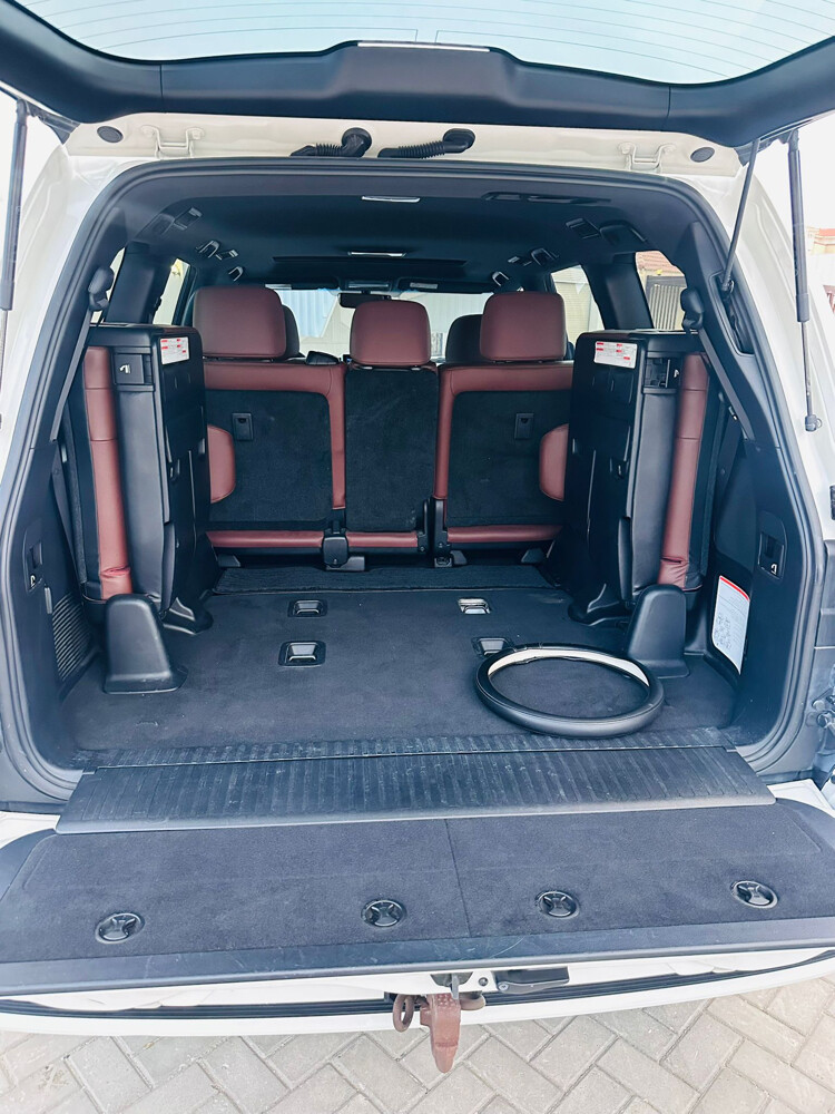 2019 VXR 5.7L Premium Edition V8 — photo 8 for sale in Qatar