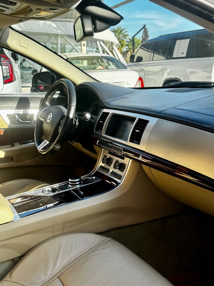 Jaguar 2013 XF — photo 5 for sale in Qatar