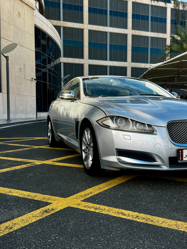 Jaguar 2013 XF — photo 4 for sale in Qatar
