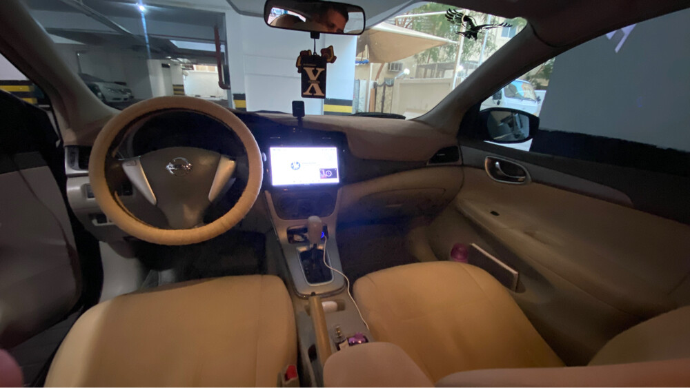 Nissan Sentra — photo 2 for sale in Qatar
