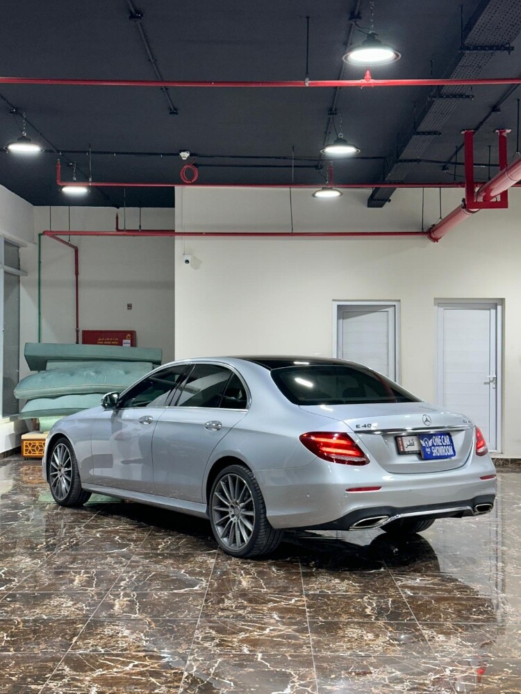 MERCEDES E-CLASS 400 2017 — photo 6 for sale in Qatar