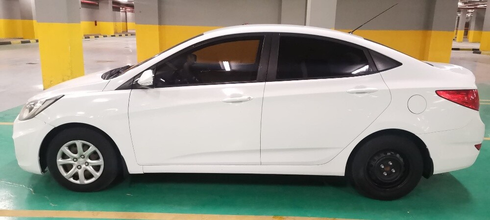 Hyundai accent for sale — photo 8 for sale in Qatar