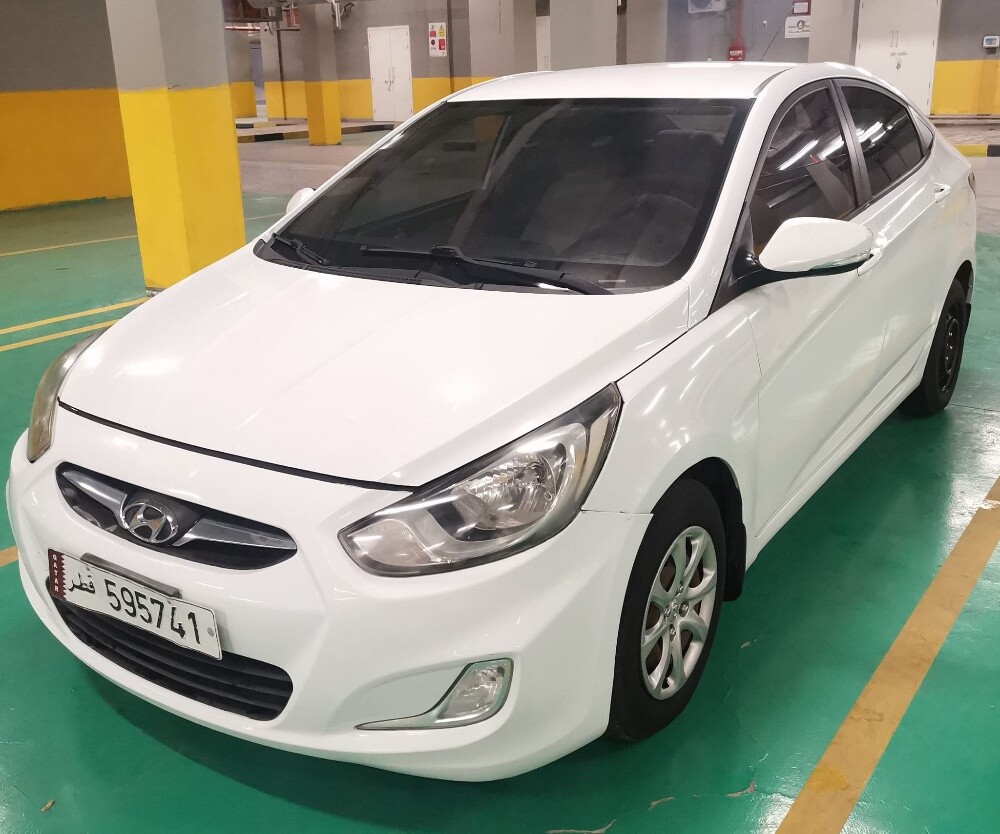 Hyundai accent for sale — photo 1 for sale in Qatar