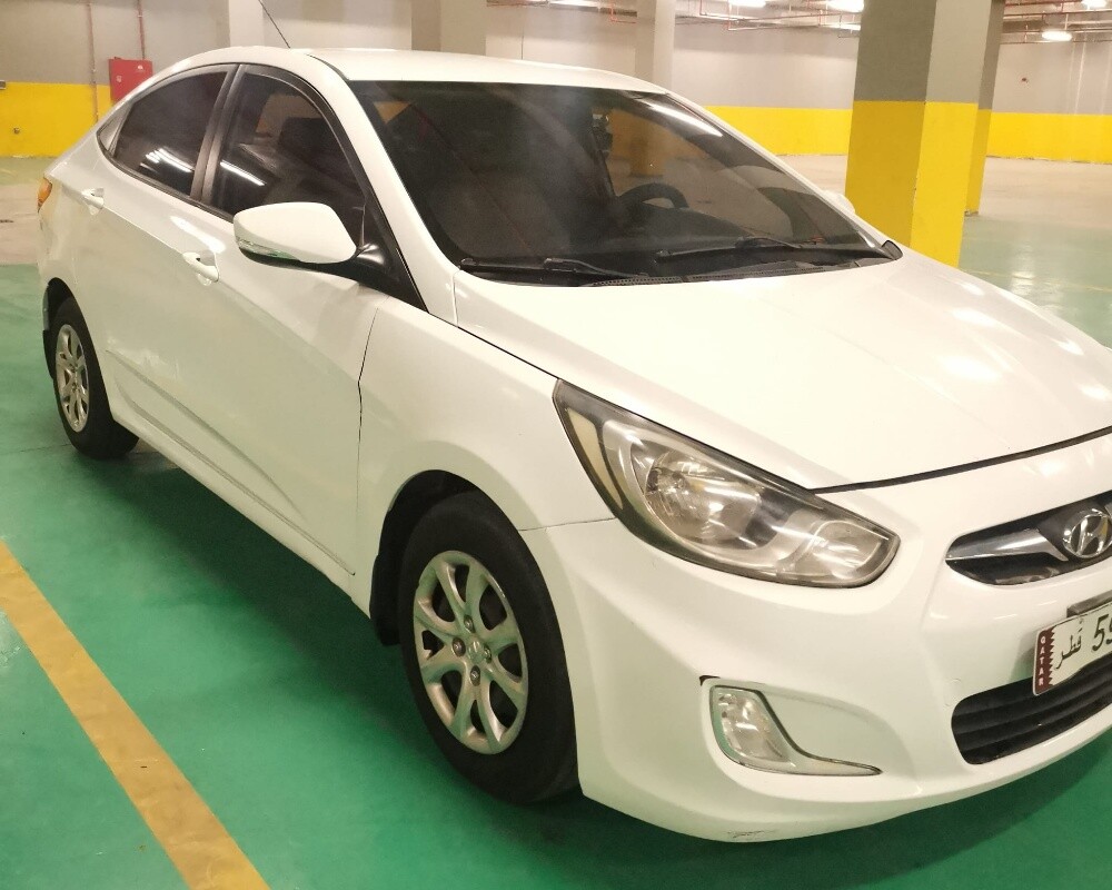 Hyundai accent for sale — photo 4 for sale in Qatar