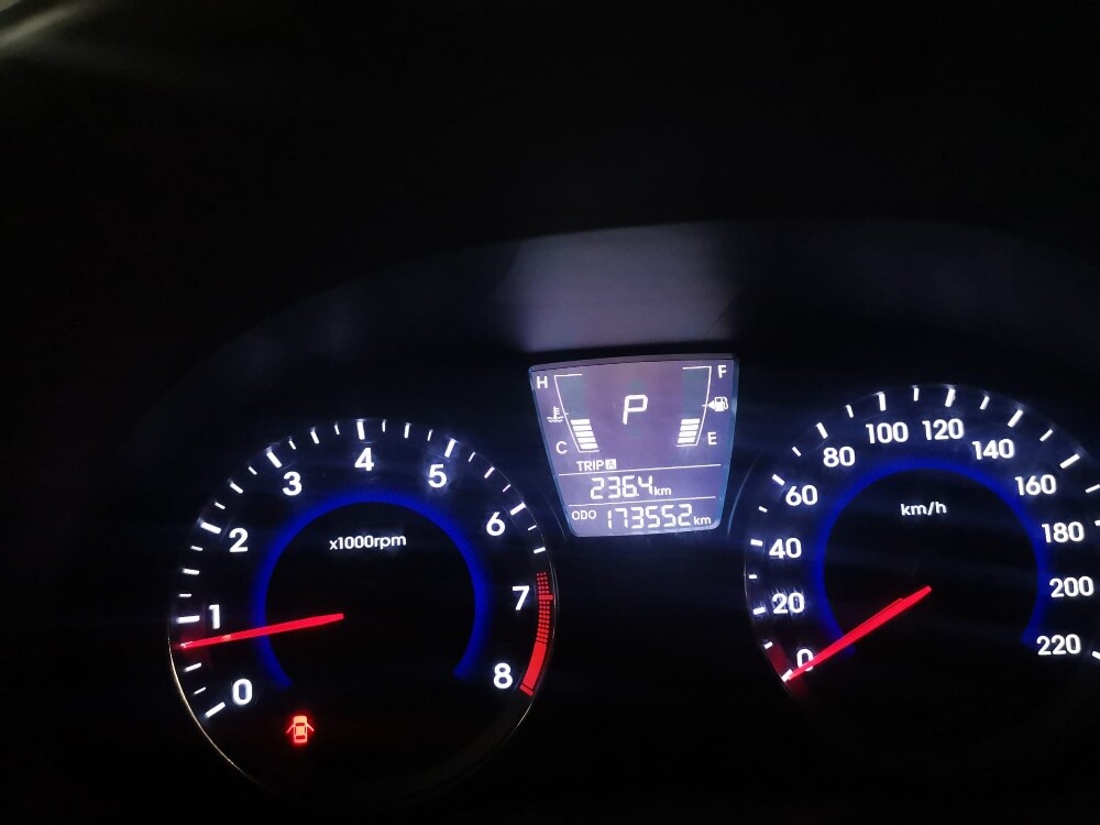 Hyundai accent for sale — photo 11 for sale in Qatar