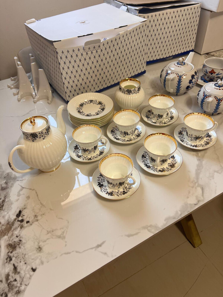 Luxury vases and pots - 8