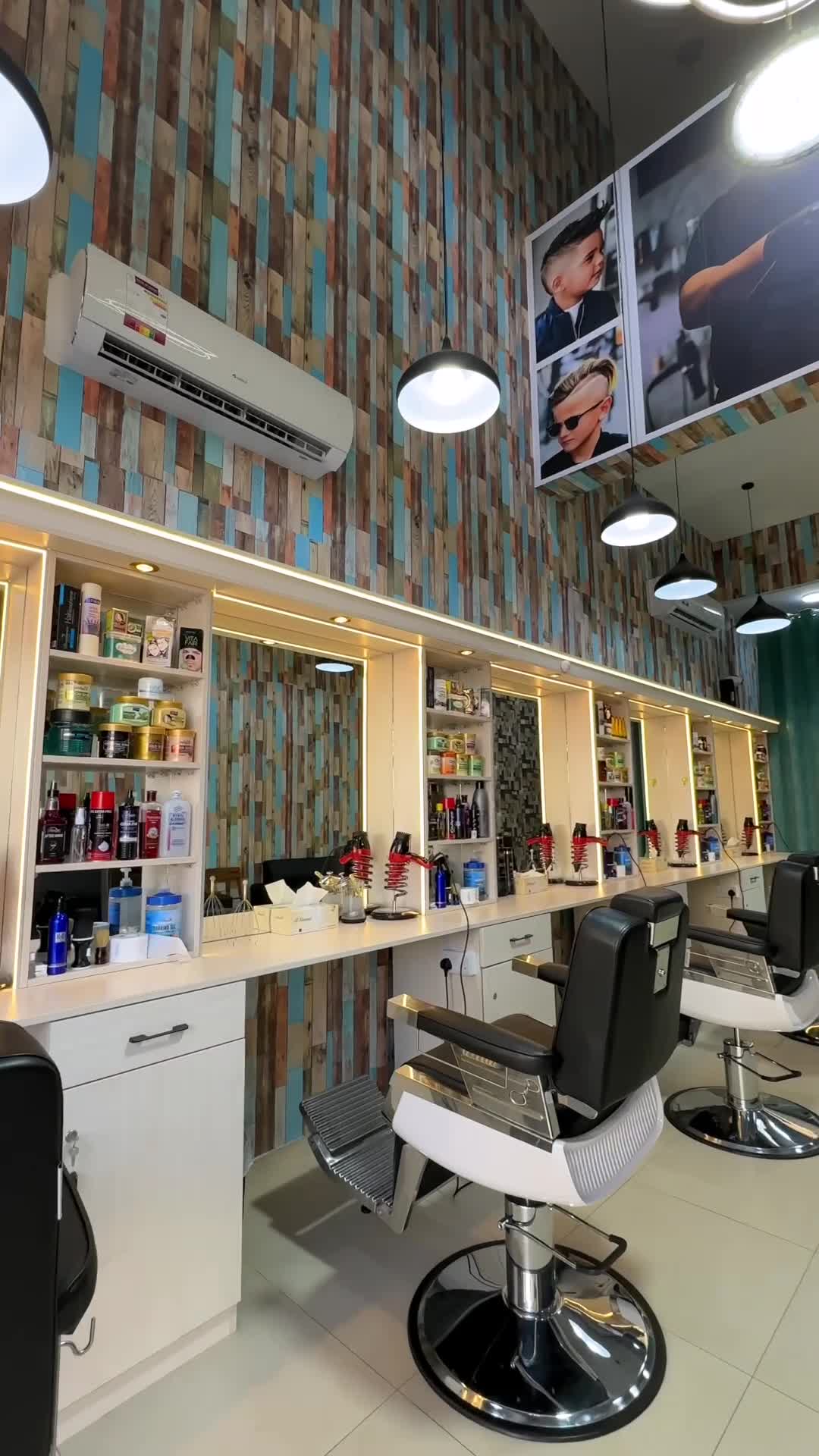 Mens Salon for Sale With CR/Staff - 10