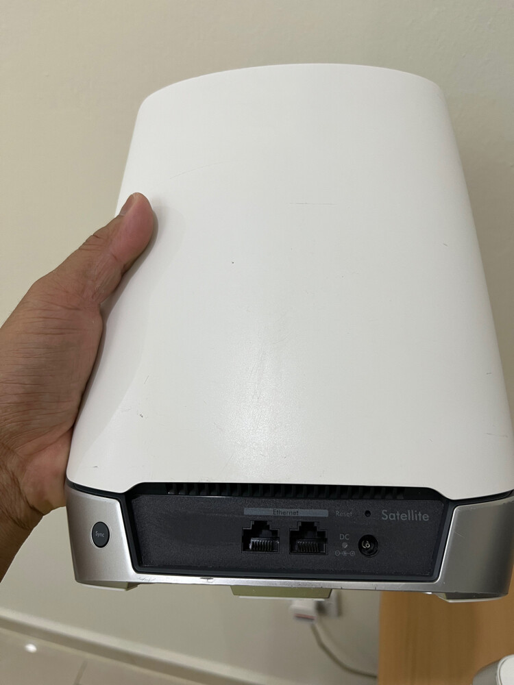 Orbi 6 RBR/RBS750 Router and Sate - 4