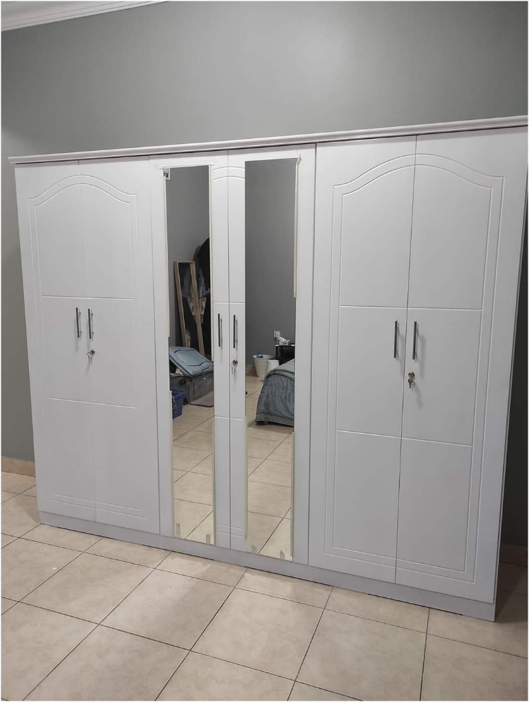 Big cabinet available for sale. - 7