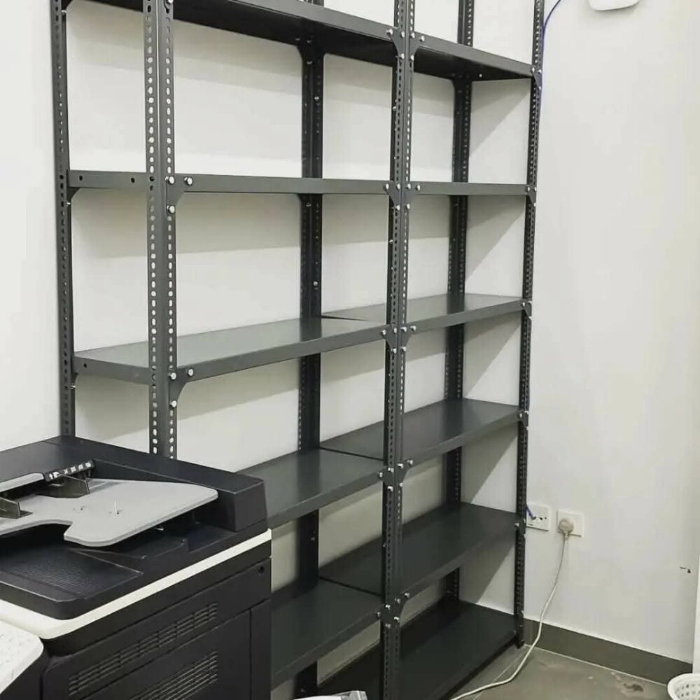 تتوفر رفوف فولاذية شديدة التحمل. - 8