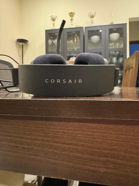 Corsair HS80 Gaming Headphones - 3