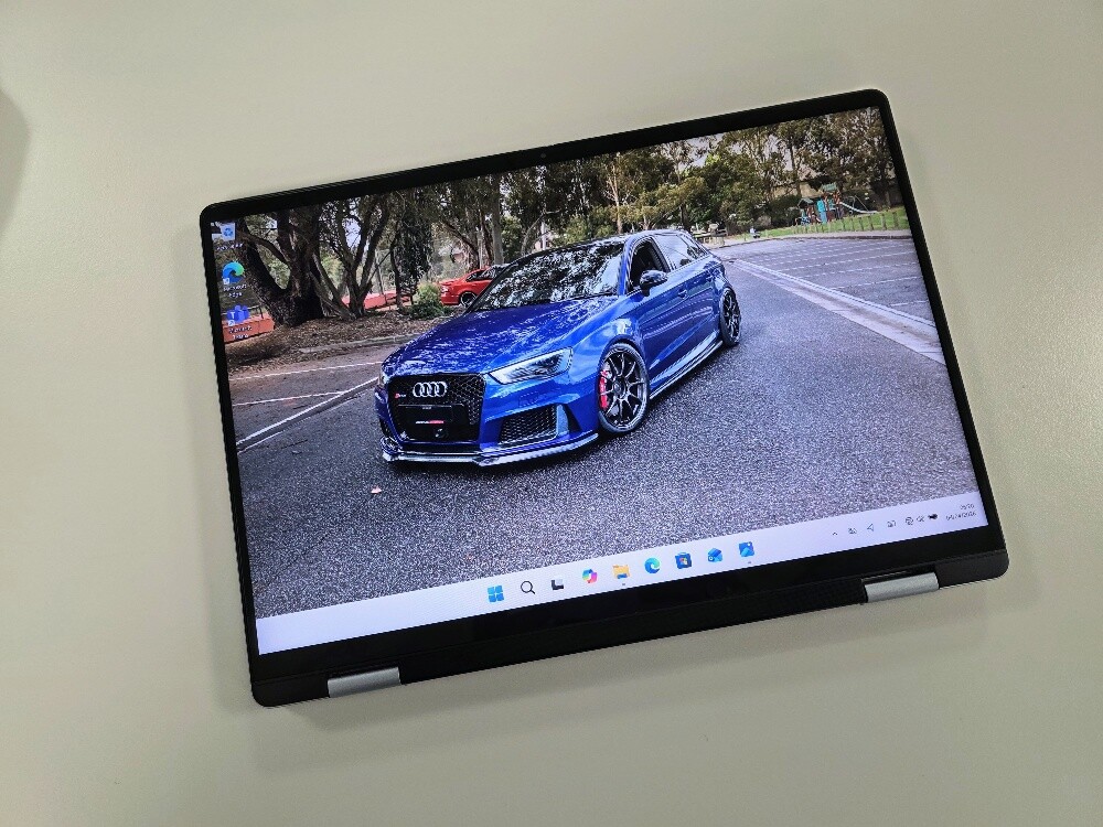 DeLL x360 Ultra 7 16GB 1TB 16"WUXGA - 11
