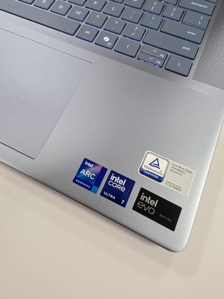 DeLL x360 Ultra 7 16GB 1TB 16"WUXGA - 13