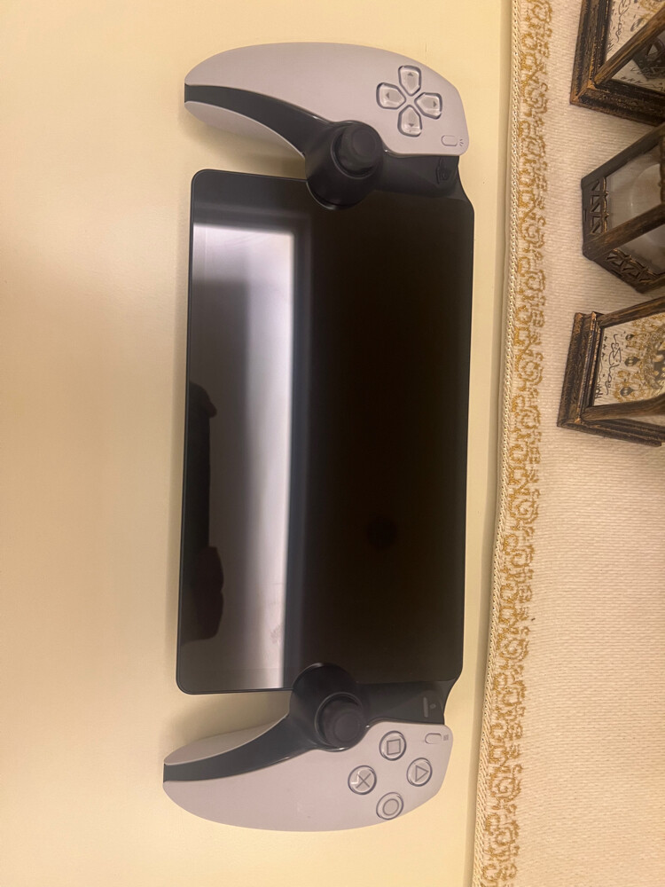 Sony portal Remote like new  - 4
