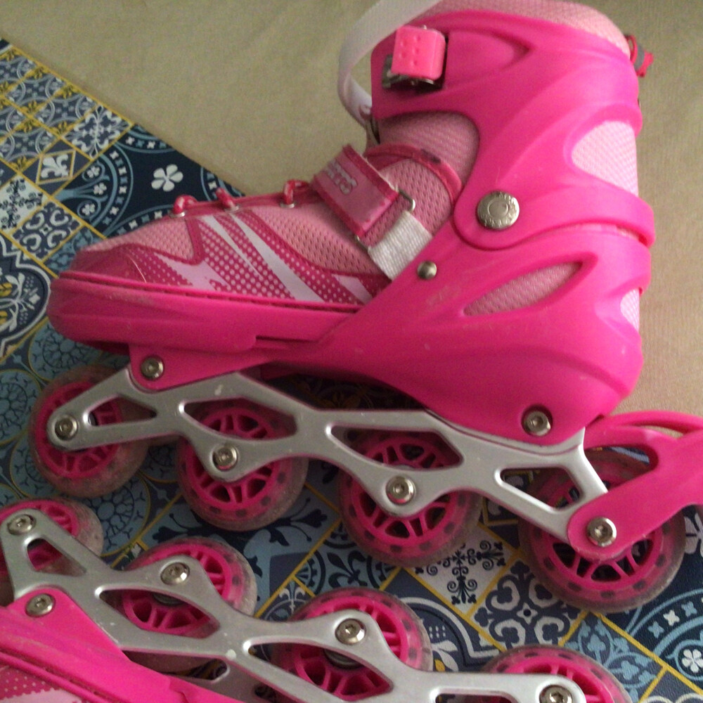 Roller skate - 3