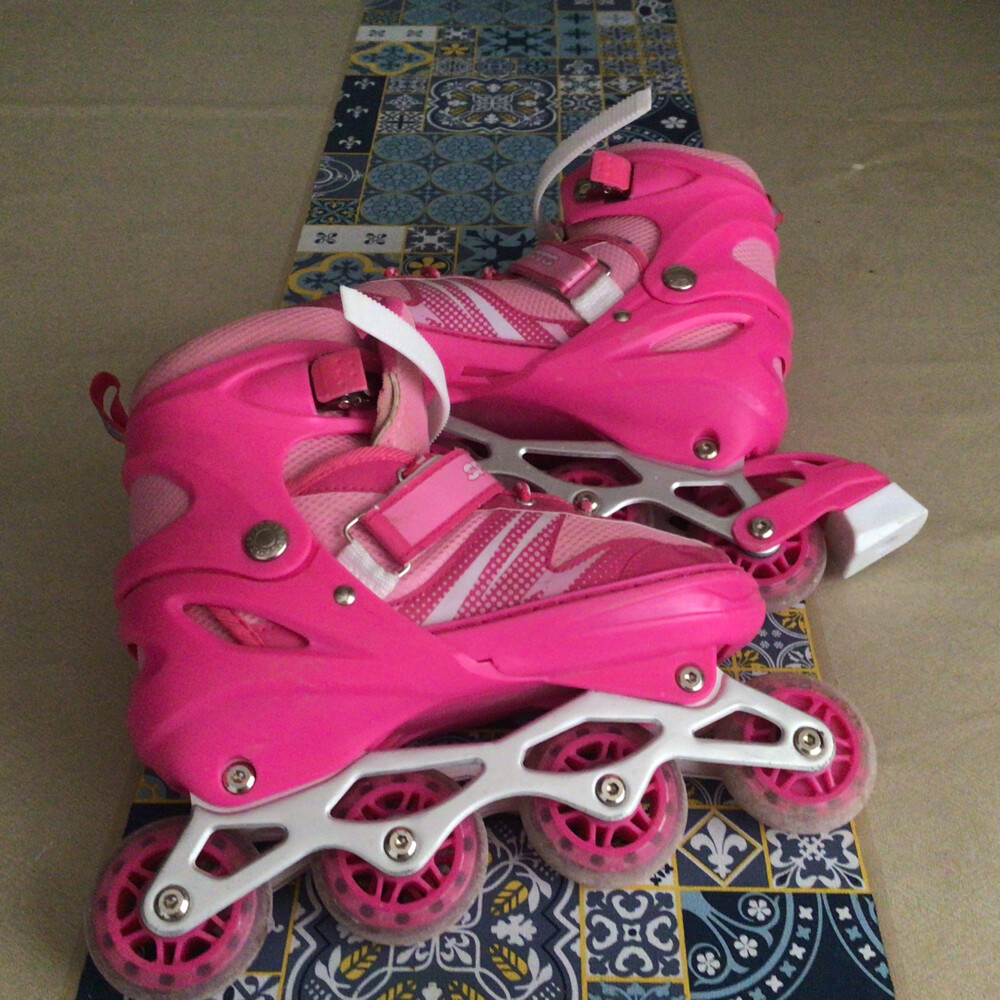 Roller skate - 4