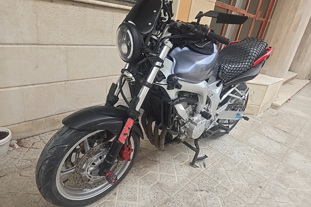 YAMAHA FZ6 - 2