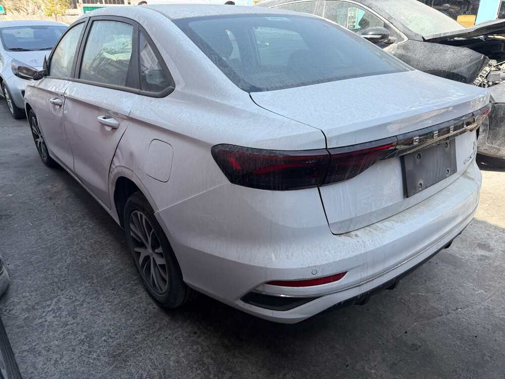 Geely Emgrand Scrap - 6