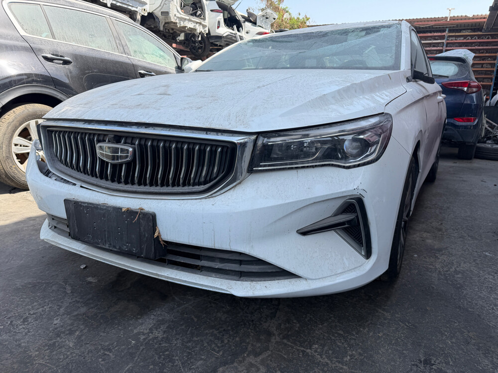 Geely Emgrand Scrap - 3