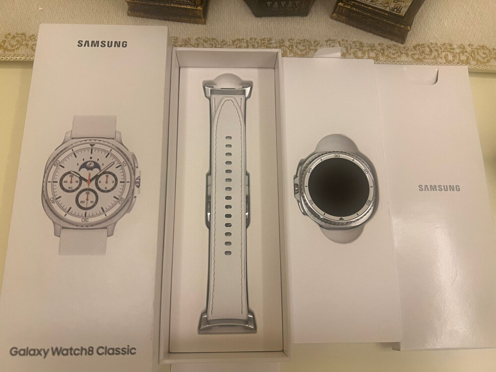 galaxy watch 8 classic luxury - 2