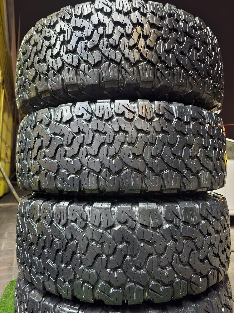 285-70-17,,,,,BFGOODRICH  brand - 3