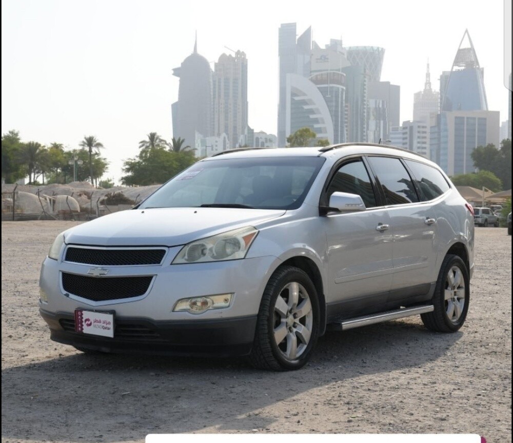 للبيع شفروليه ترافرس موديل 2011 - 2