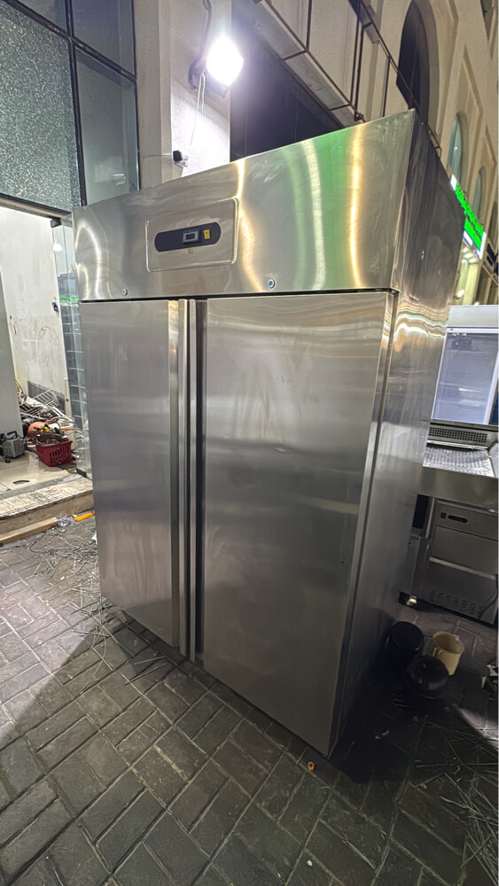 Double door steel chiller - 2
