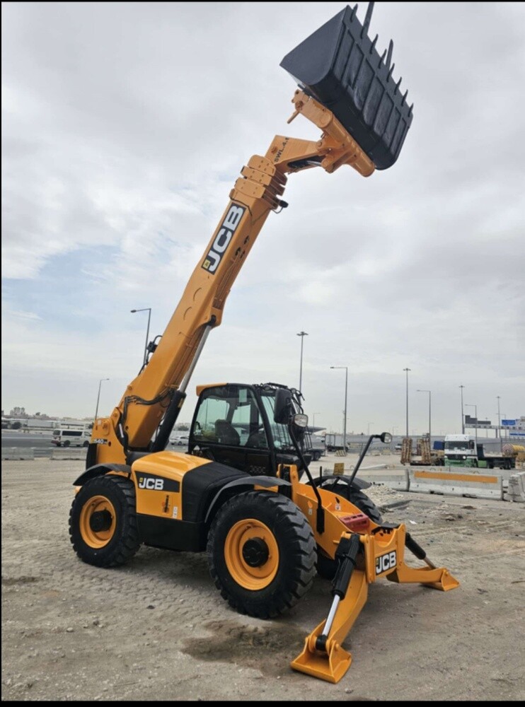 Toyota fork lift - 2