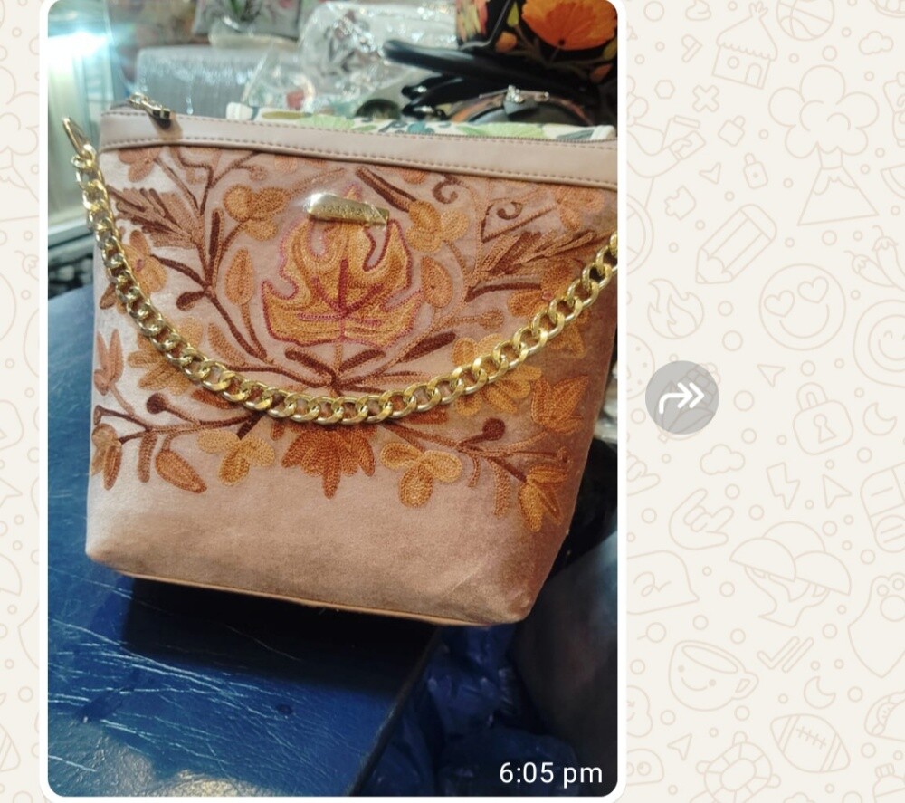 Kashmiri bags and stalls - 24