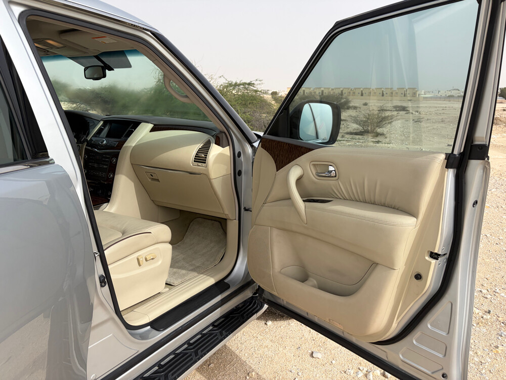 Nissan 2010 for sale - 9