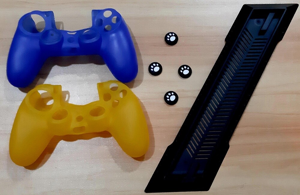PS4 Slim Accessories All QR 50 - 1