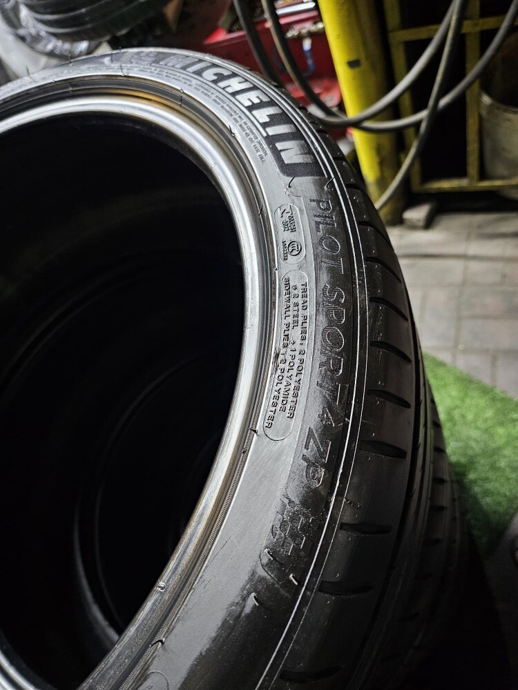 front,, 245-40-20,rear 275-35-20 - 6