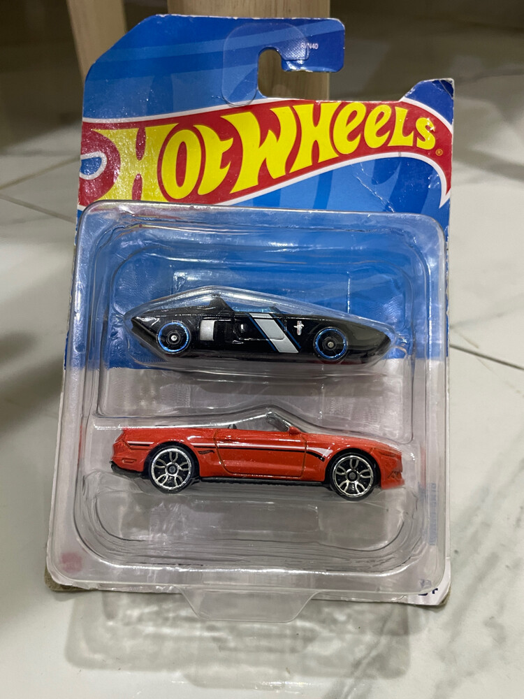 branded diecast cars new - 12