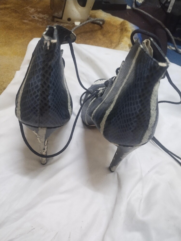 one pec 60riyal good brendj - 5