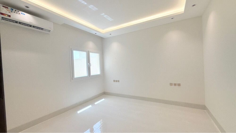 للايجار فيلا جديده ازغوه - 4
