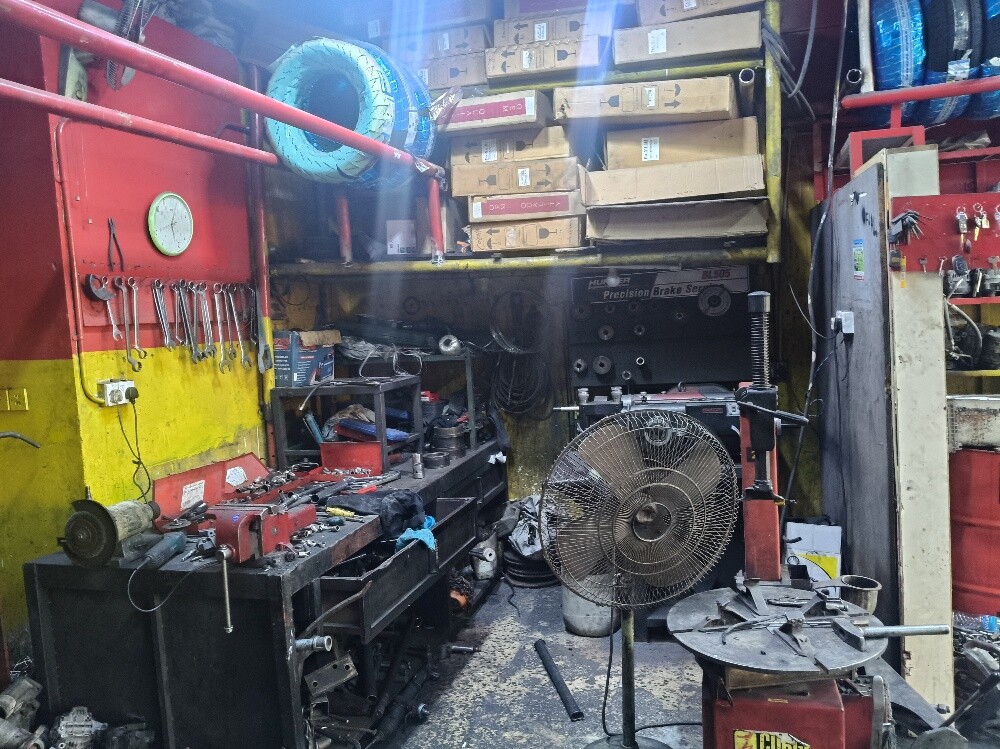 Garage - 5