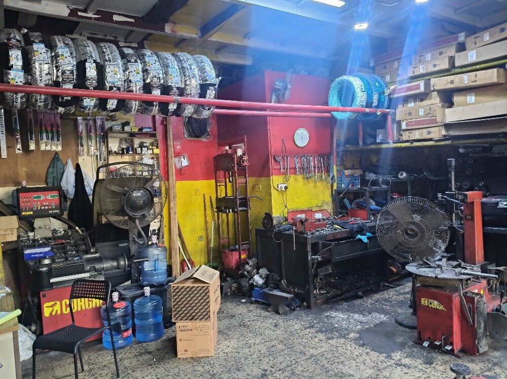 Garage - 4