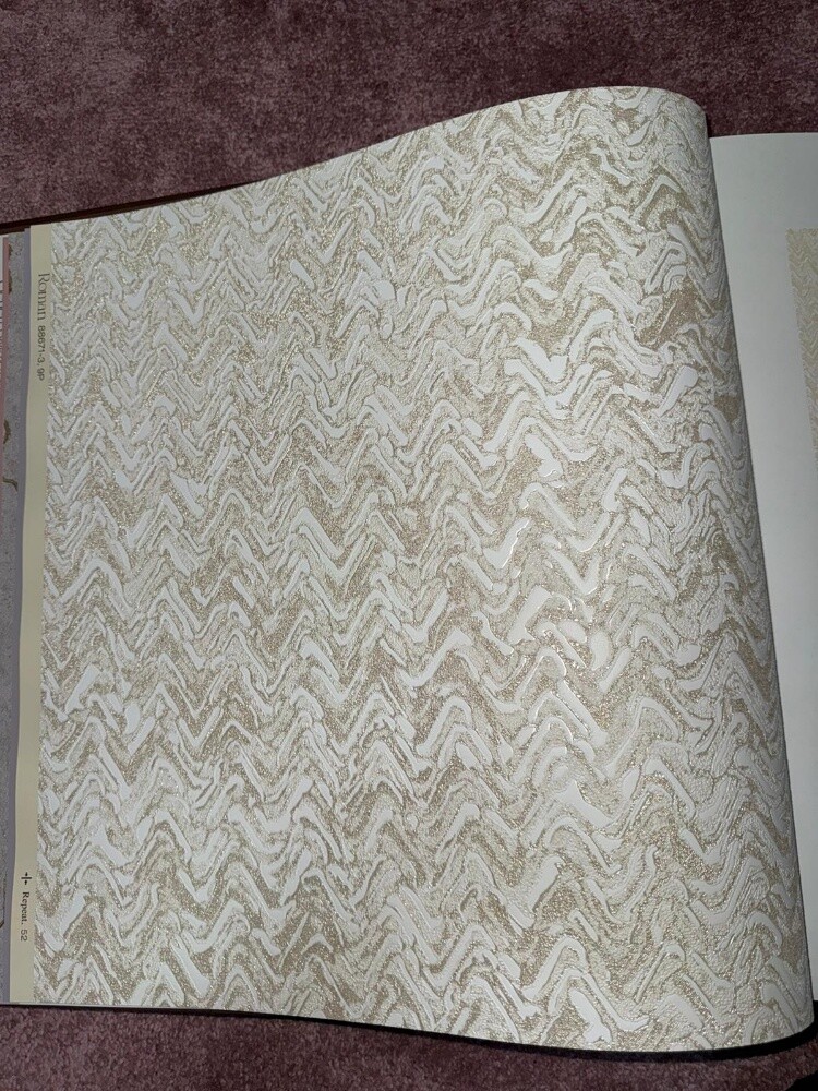 Wallpaper installation. - 10