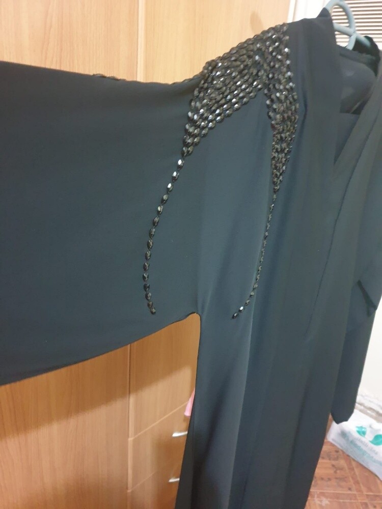 عبايات مستعمل بحاله ممتازه - 12