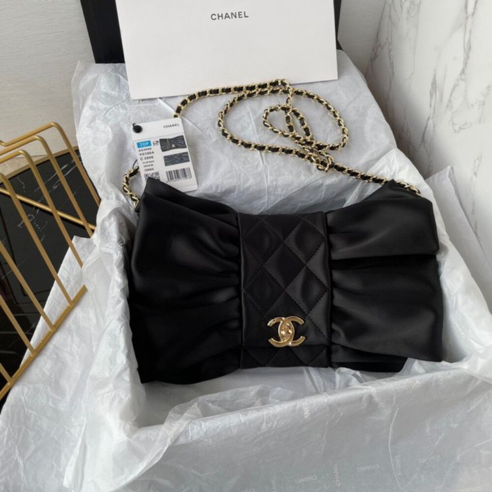 Ladies bag available - 19